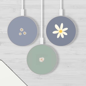 Minimalist Daisy Wireless Charger Aesthetic Charging Pad Compatible With All QI Enabled iPhone 13, 12, 11, Xr, X, 8, Samsung S22, S21, S20