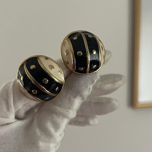 Vintage ear clips, elegant women&#39;s jewelry