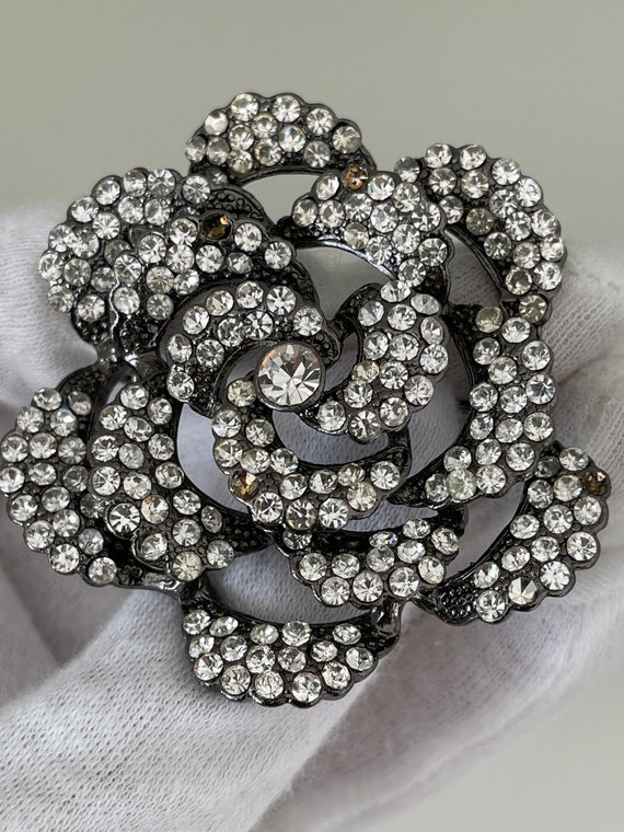 Vintage Blumen Brosche mit Kristall Silber Metall