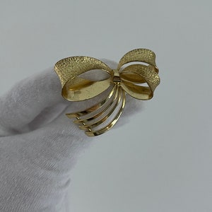 Vintage Brooch Bow Shape