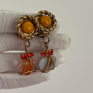vintage ear clips costume jewelry stones gold