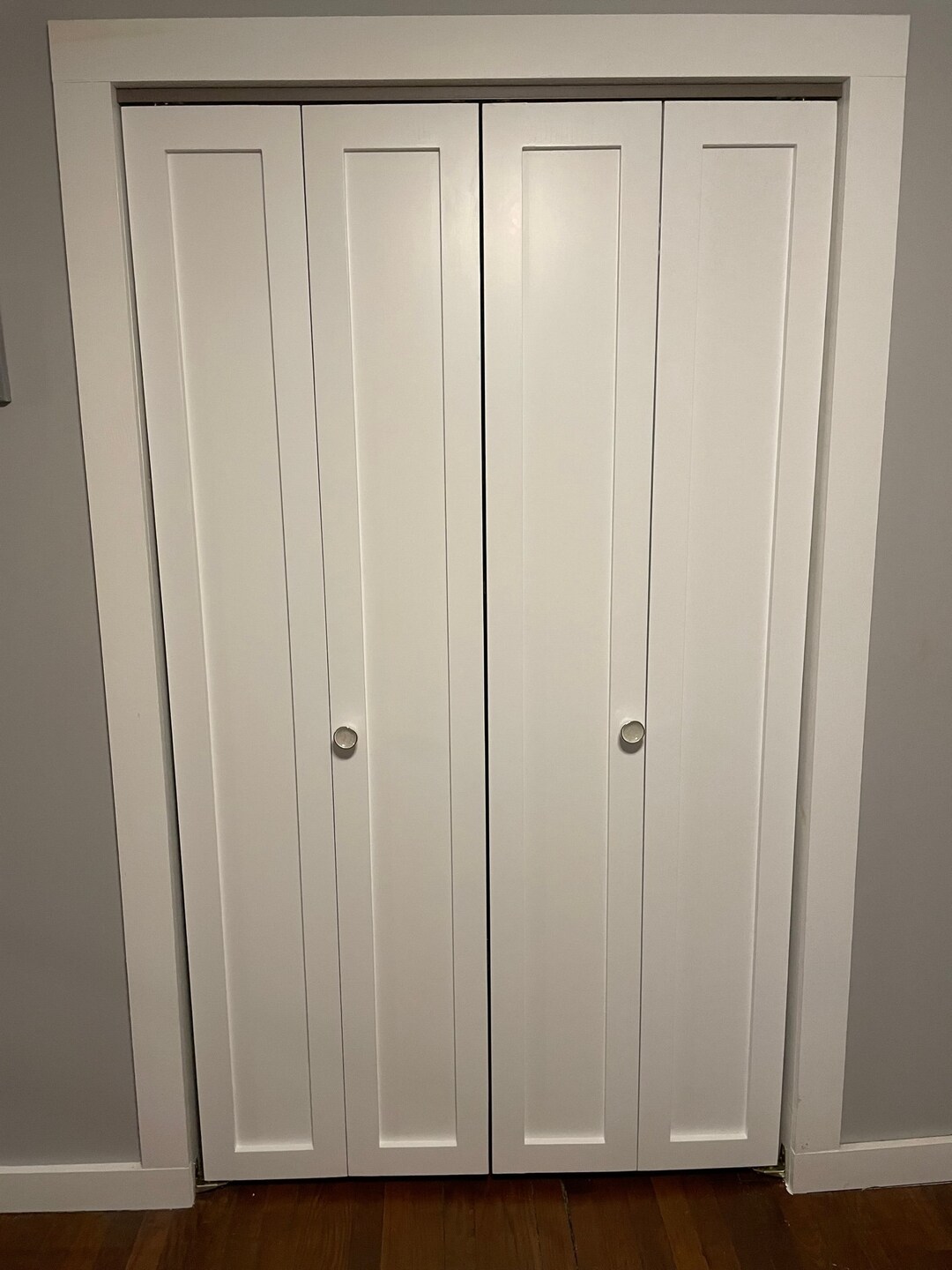 Shaker Bifold Closet Doors, Price Includes, Paint or Stain and Handle