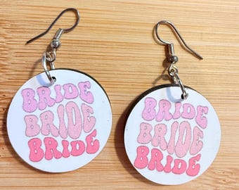 Pendientes colgantes de estilo vintage para novias: Joyería retro de los años 70 para despedidas de soltera.