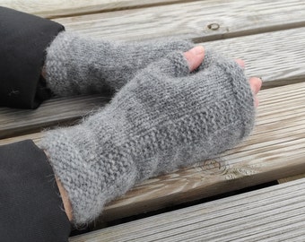 Grey Women's Soft Fingerless Gloves with Alpaca