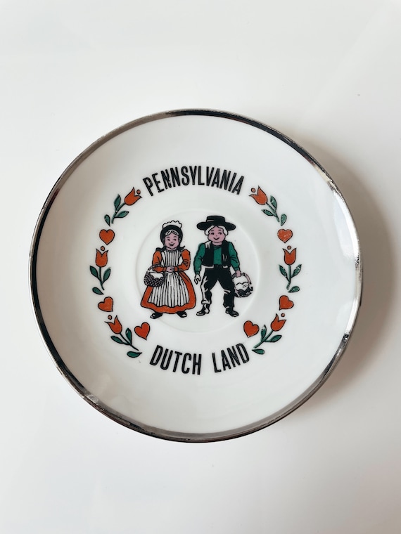 Pennsylvania Dutch Amish Trinket Dish