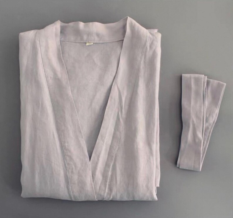 100% French Linen Robe: Stone Washed Linen Bathrobe with Pockets Pale lavender