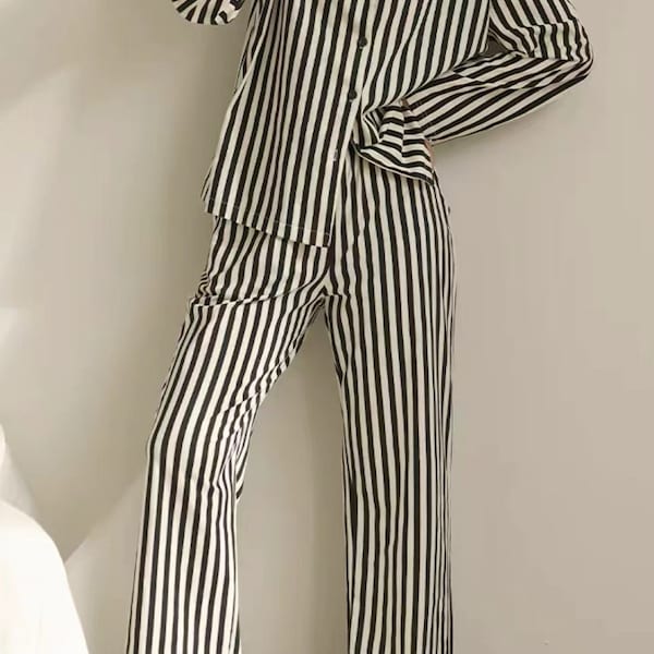 Pure Cotton Pajamas Set, Black And White Stripe ,Unique Gift for Her,Casual Pajama,Comfortable Gift For Her, 2 Pockets On The Pants