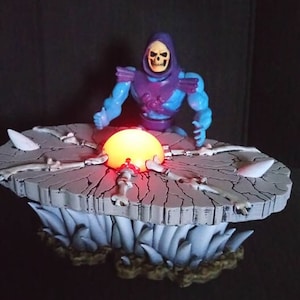 Skeletor table custom MOTU Masters of the Universe with led orb