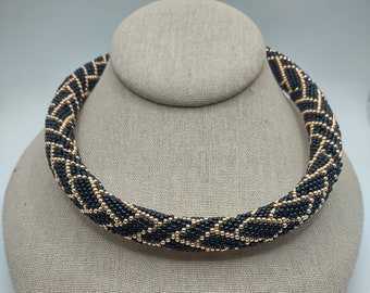 Herringbone Necklace Pattern