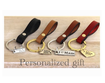 Personalized leather Keychain - Customized Leather Keychain -  Gift For Him - Gift For Her- Key fobs - Leather custom keychain