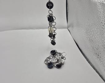 Button and chain dangle earrings