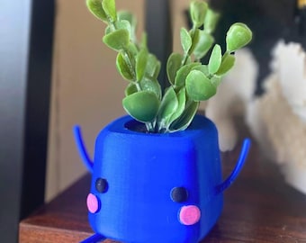 3D Printed Cozy Gamer Junimo Planter/Flower Pot/Organizer - Stardew Valley