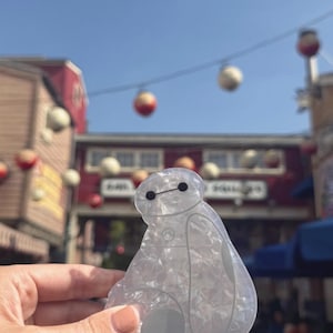 Pinza para el cabello Baymax Health Companion con forma de garra