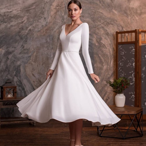 Long Sleeves Wedding Dress Tea Length 