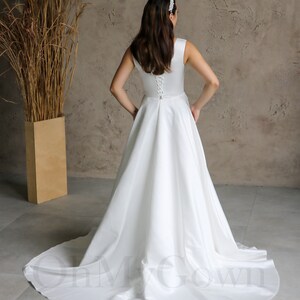 Sleeveless Wedding Dress ,modest Wedding Dress, Minimalist A-line ...