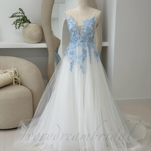Lace and Tulle Chapel Train Wedding Gowns Sky Blue