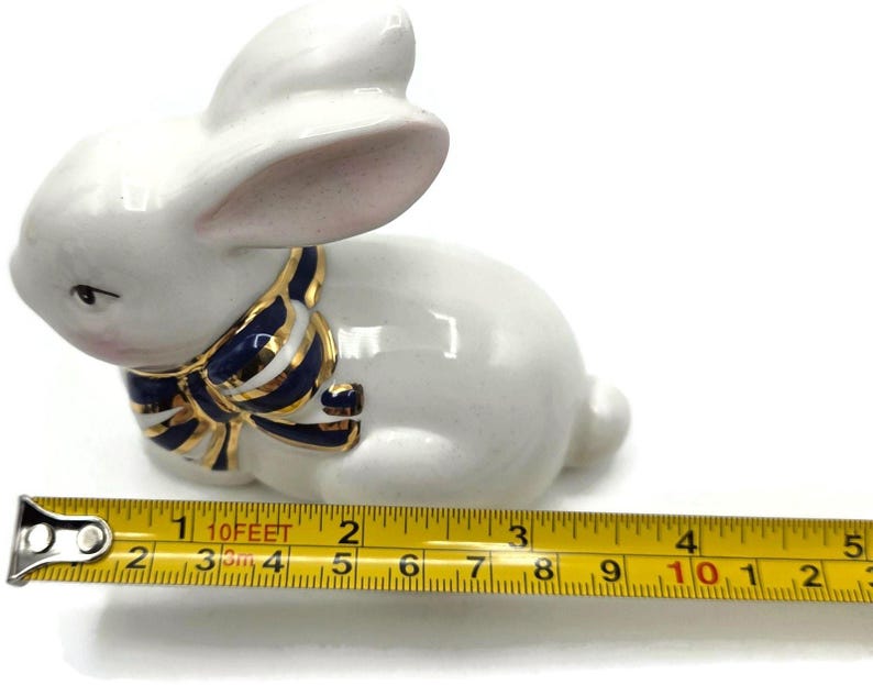 Juego de pesas para servilletas y palillos de dientes con forma de huevo, diseño de conejito azul a cuadros Royal Check de Mackenzie Childs imagen 10