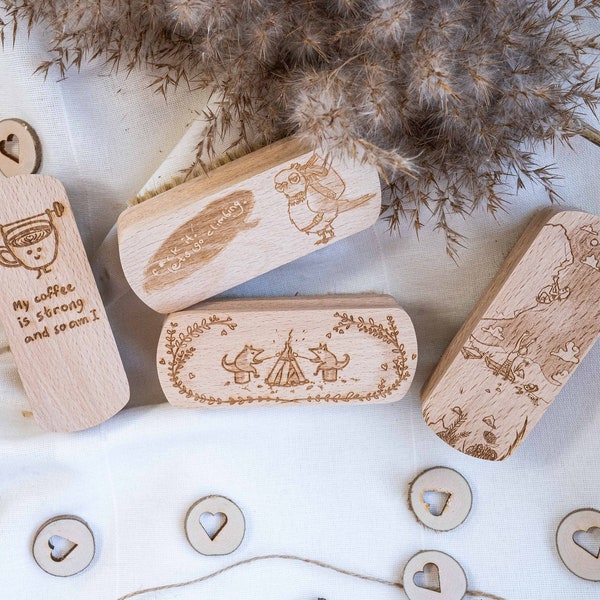 Boulder brush personalized - with great motifs - sweet gift for your bouldering buddy - engraving - bell brush with motif