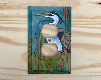 Wooden Great Blue Heron outlet cover -  hand painted single outlet cover plate