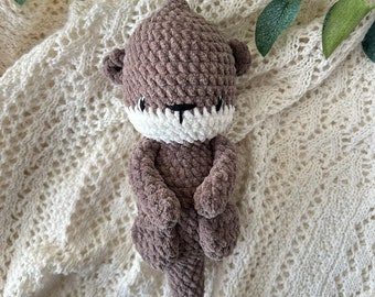 Otter Kuscheltier aus Chenille Wolle, Amigurumi Otter, Plüsch Otter, Gehäkelter Otter