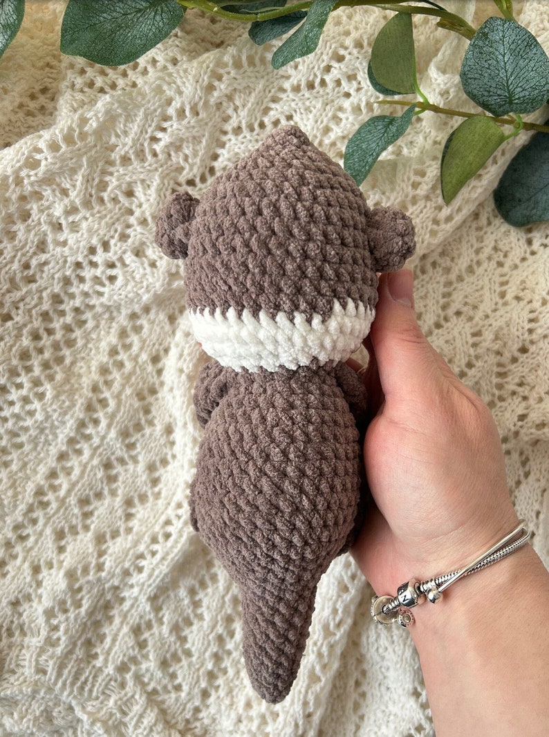 Otter soft toy made of chenille wool, amigurumi otter, plush otter, crochet otter image 5