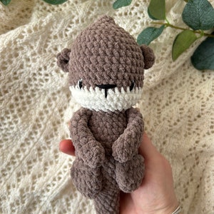 Otter soft toy made of chenille wool, amigurumi otter, plush otter, crochet otter image 3