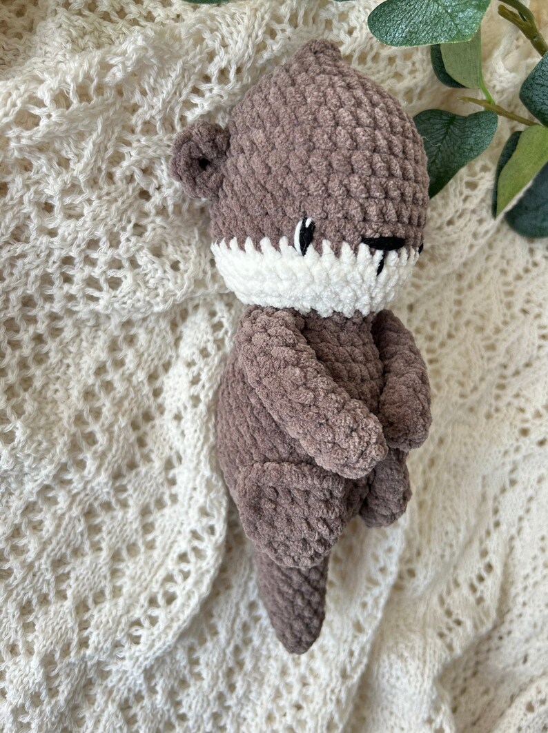 Otter soft toy made of chenille wool, amigurumi otter, plush otter, crochet otter image 2