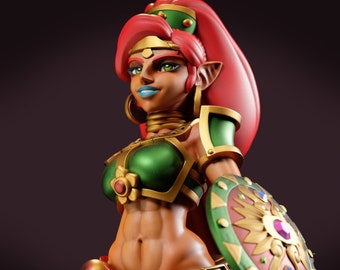 Puede incluir: Una figura de personaje femenino verde, dorado y rojo con cabello largo rojo, que lleva un peto verde y dorado y un cinturón dorado. Sostiene un escudo con un diseño de sol y una joya roja en el centro.