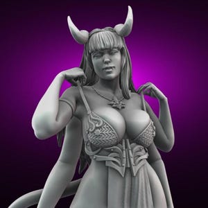 Demon Woman Amaris Pin Up Statue & Miniature | Torrida Minis