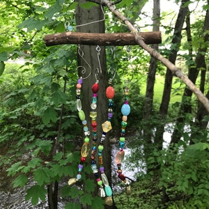 HANDMADE WIND CHIMES. Wind chimes/ handmade/ beaded wind chime/ wooden wind chime/ wood work/ spring decor/ garden decor/ gentle wind chime