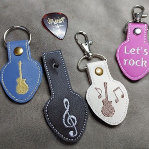 Guitar Plectrum Bag Pick Holder ITH Embroidery File Needle Jumps