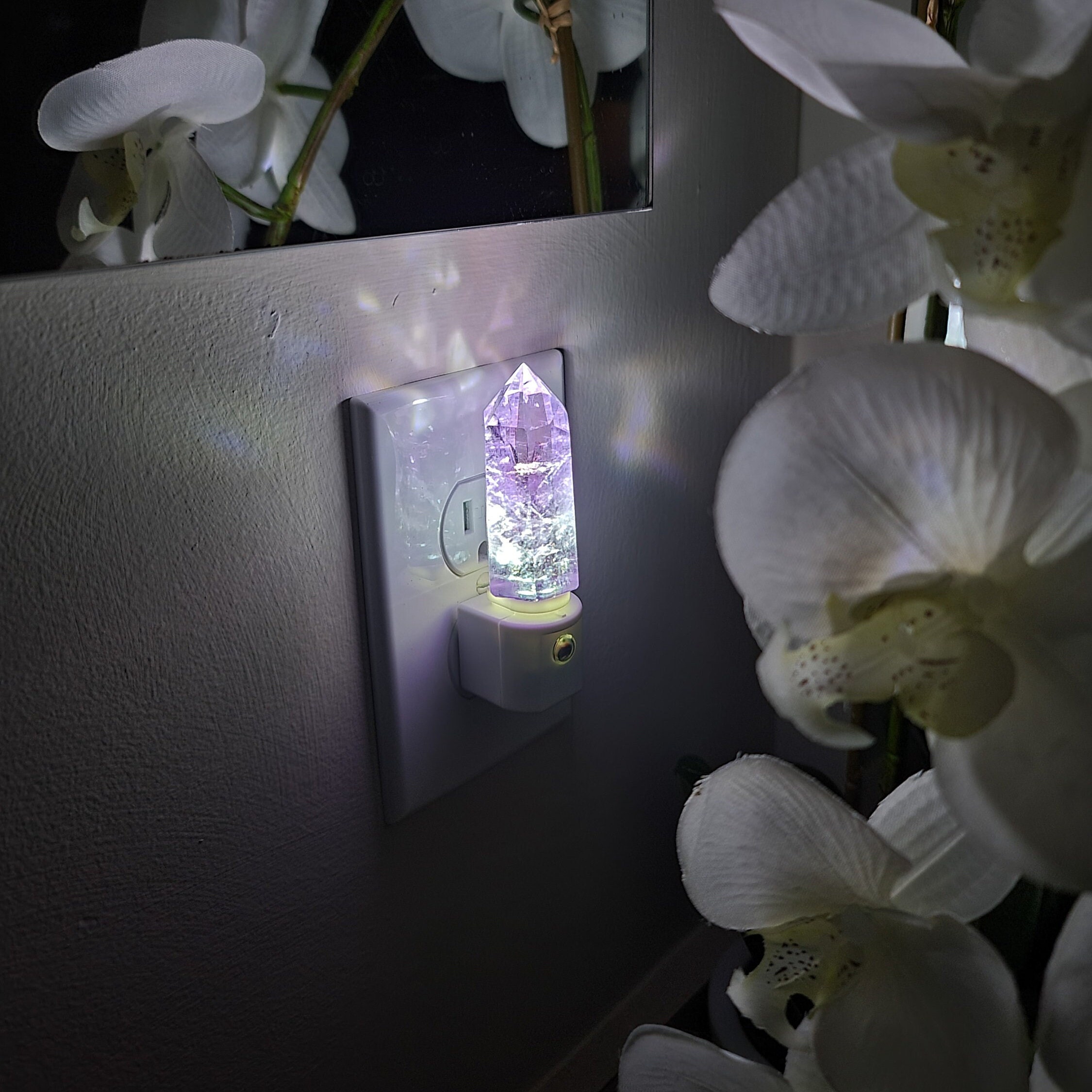 Amethyst Crystal Tower LED Night Light with Light Sensor / Babyshower Gift / Baby Shower Gift