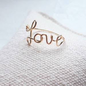 Love ring in Gold Filled wire, Gold Love ring, Women's gift, Valentine's Day gift