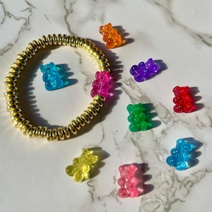Lilla Björnen - Akrylgummibjörn & 14K GF Skivapärlor Stapelarmband