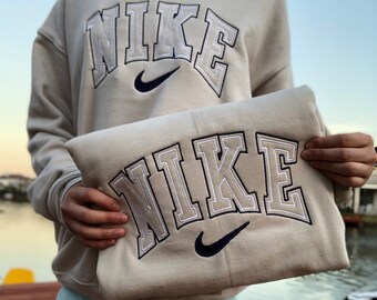 nike spell out sweatshirt