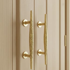 彫刻入りドアハンドル - ハンドメイドアンティークセット（24 cm）