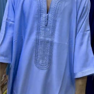 Broderad marockansk Gandoura – Djellaba-tunika för män, handgjord lätt kaftan för Eid, Ramadan och bröllop Light Blue