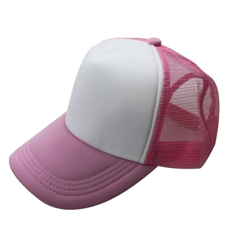 Casquette colorée à filet personnalisée. Casquette homme, casquette femme, prénom design, logo, slogan. rose