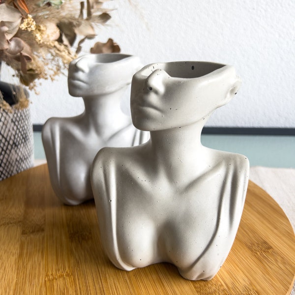 Vase 'Woman' aus Beton, Kunsthandwerk, Dekoartikel, Vase, Geschenkidee für Sie, handgemachtes Kunstwerk, Dekoelement, Home Decor