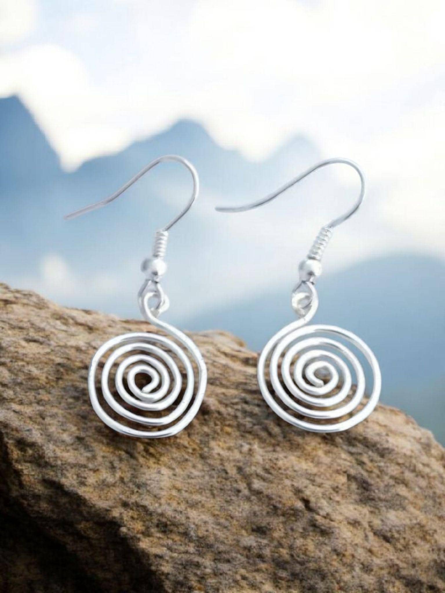 Boucles D'oreilles Vintage Spirale Métal Doré - Clous, Occasion, Modèle A3