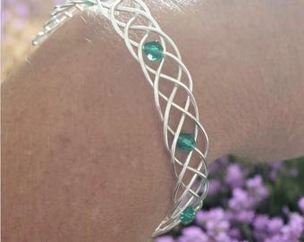 Bracciale celtico in argento intrecciato a mano con cristalli Swarovski Birthstone