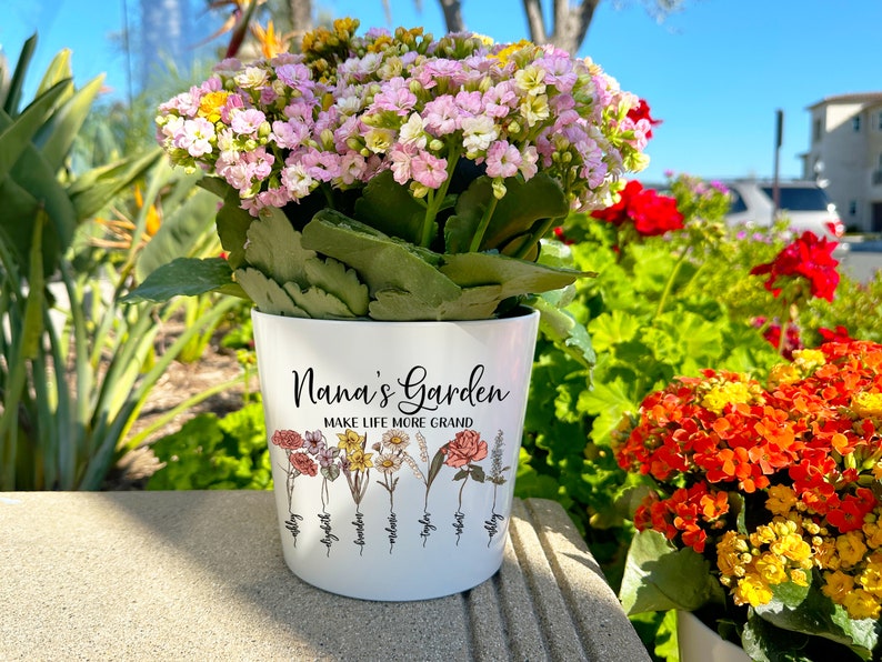 Personalized Flower Pot For Grandmas Garden Gift for Grandma, Birth Flower Mom Gifts from Daughter, Personalized Gifts for Mothers Day Gifts image 6