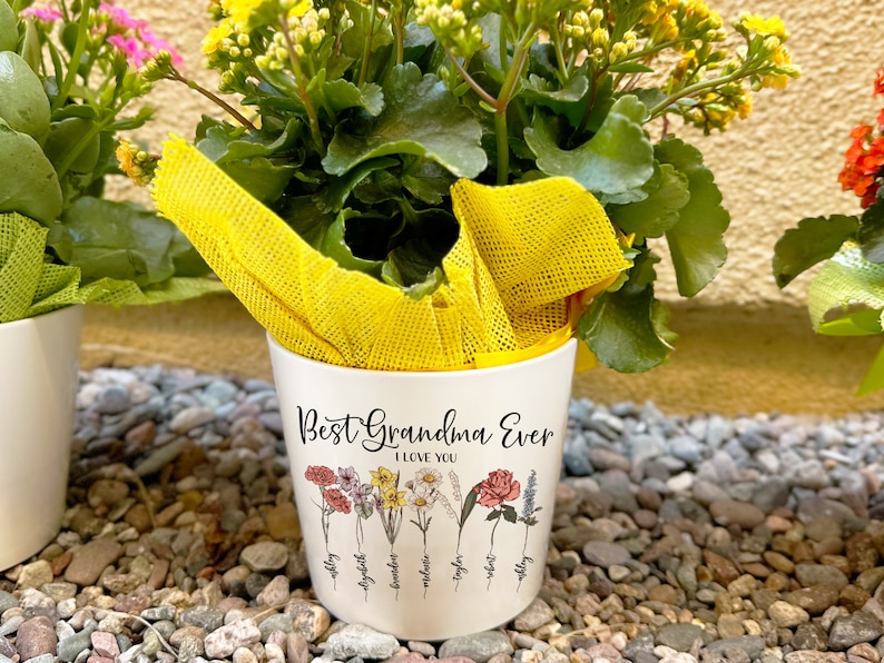 Personalized Flower Pot For Grandmas Garden Gift for Grandma, Birth Flower Mom Gifts from Daughter, Personalized Gifts for Mothers Day Gifts image 2