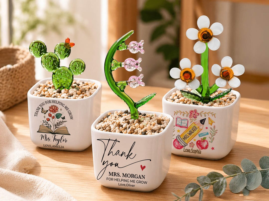 Thank You Gifts for Teacher Glass Flower Pot With Custom Name, Thank You  for Helping Me Grow, Teacher Appreciation End of Year Teacher Gift - Etsy