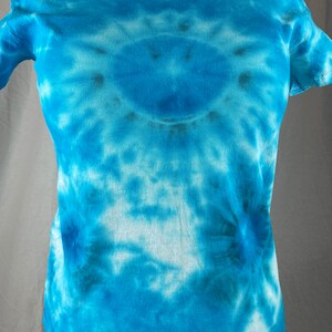 turquoise tie dye shirt