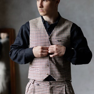 Elegant Regular-Fit Linen Vest with Leaf Pocket and Welt Pockets - Professional Dry Clean Only