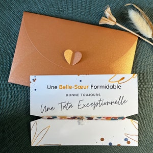 Bracelet Liberty, sur sa carte message Belle-sœur Tata exceptionnelle. Idée cadeau originale pour annonce grossesse à une future tâta