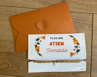 Bracelet Liberty, sur sa carte message « ATSEM Formidable ». Idée cadeau originale pour fin d’année scolaire