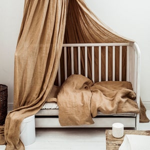 Ropa de cama infantil de lino orgánico en color marrón moka. Ropa de cama de decoración de guardería Woodland. Fundas nórdicas y de almohada para niños pequeños. Ropa de cama neutral de género.