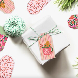 Ensemble d&#39;étiquettes pour cadeaux de vacances. Lot de 6 étiquettes pour cadeaux de Noël. Étiquettes cadeaux de Noël. Étiquettes pour sacs-cadeaux de Noël.